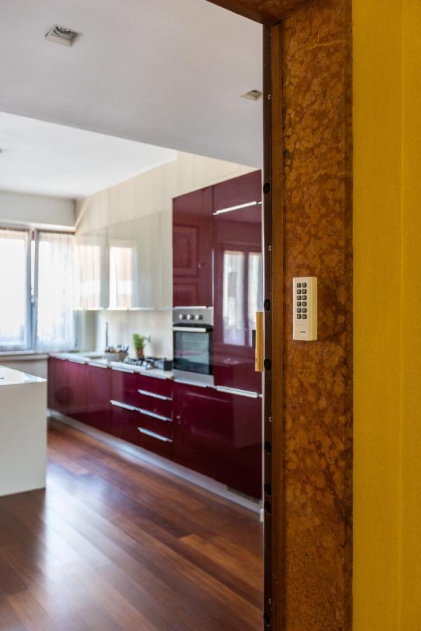 Rosselli 13 Milan Apartment Экстерьер фото